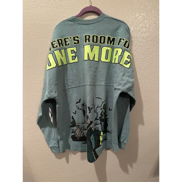 NWT Disney Parks Haunted Mansion Hatbox Ghost Glow in Dark Spirit Jersey M L - Picture 6 of 6